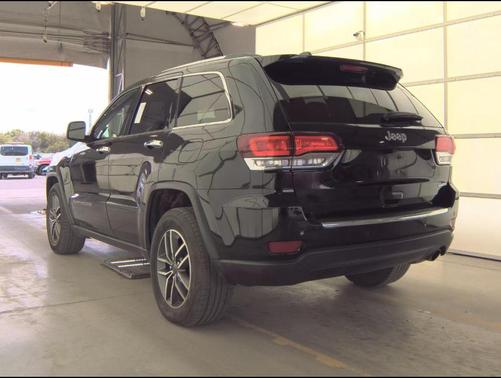 Diamond Black Crystal Pearlcoat 2021 Jeep Grand Cherokee Limited
