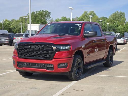 Molten Red Pearlcoat 2026 RAM 1500 Express