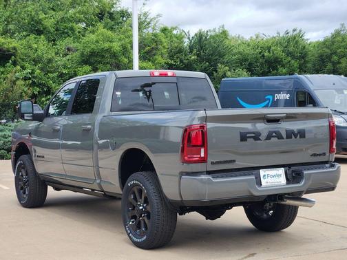 Ceramic Gray Clearcoat 2026 RAM 2500 Laramie Crew Cab 4x4 6'4' Box