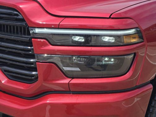 Molten Red Pearlcoat 2026 RAM 2500 Laramie Crew Cab 4x4 6'4' Box