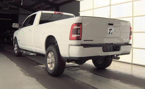 Bright White Clearcoat 2022 RAM 2500 Big Horn Crew Cab 4x4 8' Box