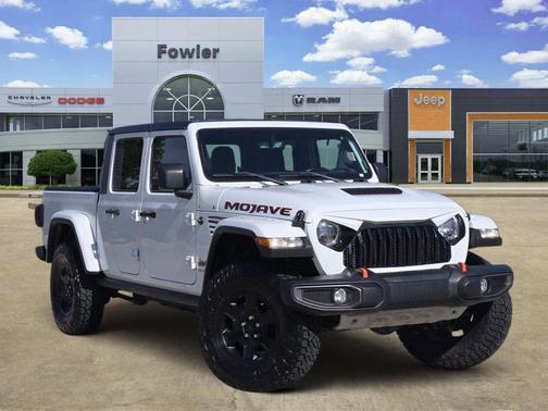 Bright White Clearcoat 2023 Jeep Gladiator Mojave 4x4