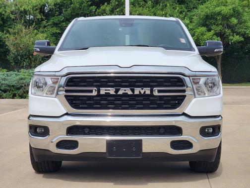 Bright White Clearcoat 2023 RAM 1500 Big Horn/Lone Star