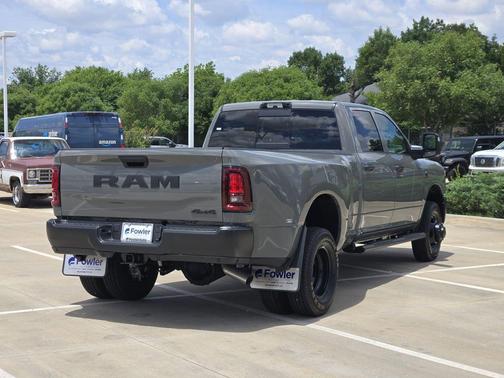 Ceramic Gray Clearcoat 2026 RAM 3500 Tradesman Crew Cab 4x4 8' Box