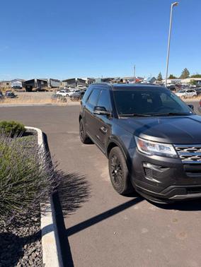 MAGNETIC METALLIC 2018 Ford Explorer XLT