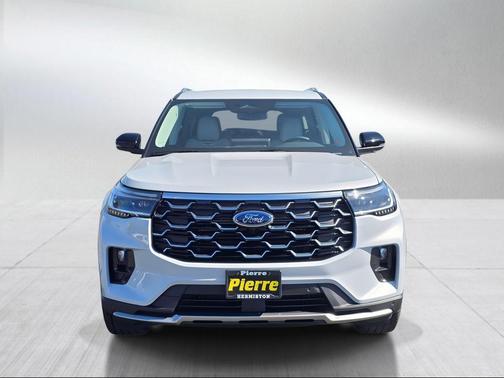 White Metallic 2026 Ford Explorer Platinum