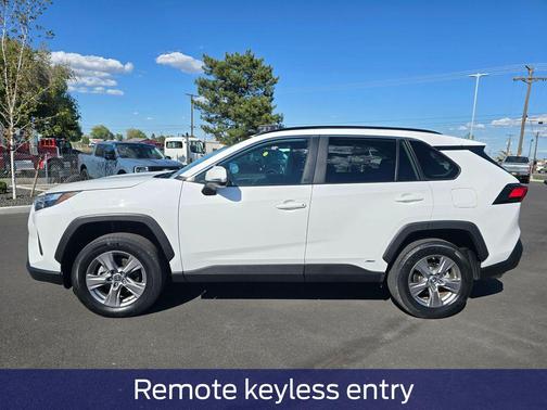 Ice 2023 Toyota RAV4 Hybrid LE