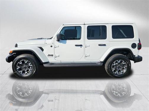 2025 Jeep Wrangler 4-Door Sahara 4x4