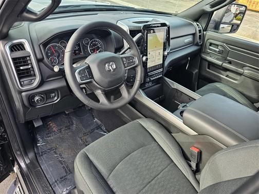 2026 RAM 2500 Big Horn Crew Cab 4x4 6'4' Box