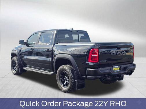 Diamond Black Crystal Pearlcoat 2025 RAM 1500 RHO