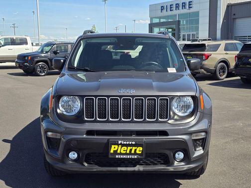 Graphite Gray 2023 Jeep Renegade Latitude