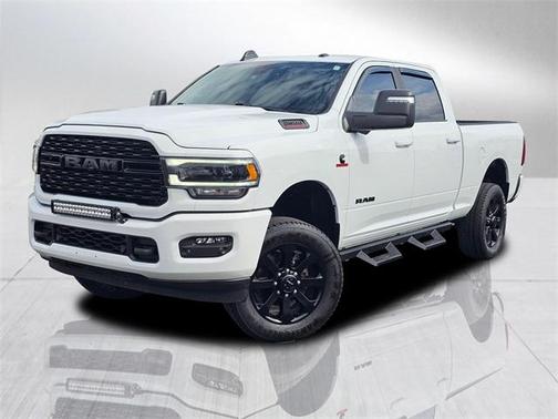 2023 RAM 2500 Big Horn Crew Cab 4x4 6'4' Box