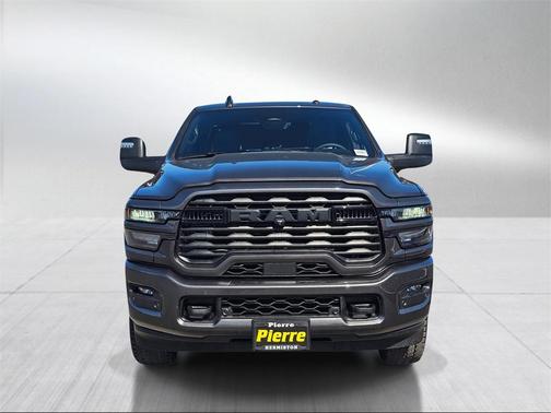 2025 RAM 2500 Big Horn Crew Cab 4x4 8' Box