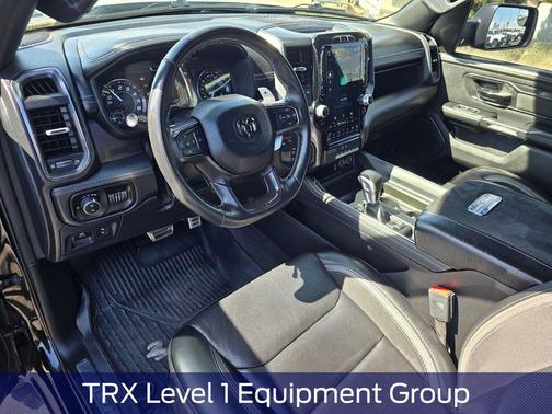 Diamond Black Crystal Pearlcoat 2022 RAM 1500 TRX