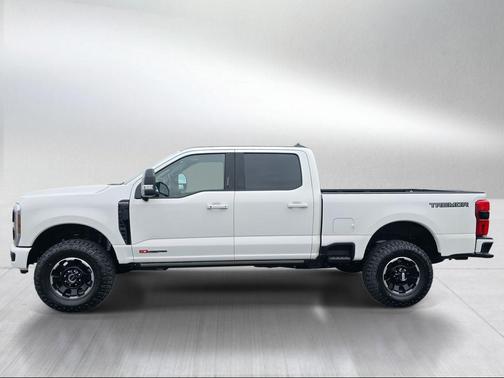 STAR WHITE 2026 Ford F-350 Platinum