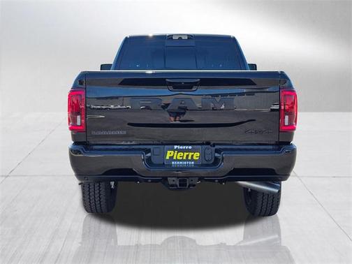 2025 RAM 2500 Laramie Crew Cab 4x4 6'4' Box