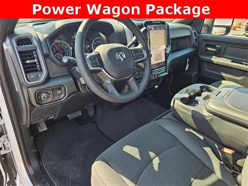 2025 RAM 2500 Tradesman Crew Cab 4x4 6'4' Box