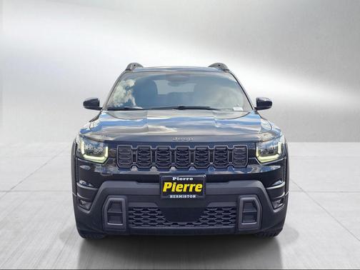 Diamond Black Crystal Pearlcoat 2026 Jeep Cherokee Limited