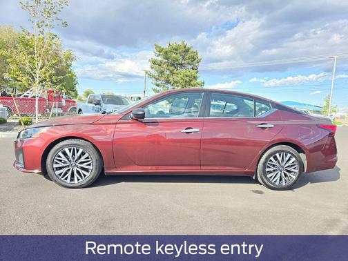 Garnet Pearl 2024 Nissan Altima 2.5 SV