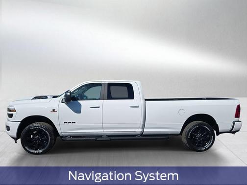 Bright White Clearcoat 2026 RAM 3500 Laramie Crew Cab 4x4 8' Box
