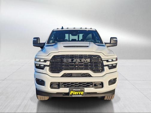Bright White Clearcoat 2026 RAM 3500 Laramie Crew Cab 4x4 8' Box