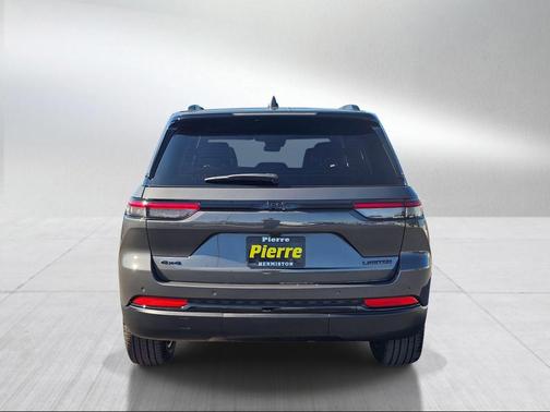 Baltic Gray Metallic Clearcoat 2025 Jeep Grand Cherokee Limited