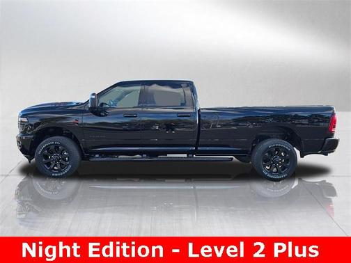 2025 RAM 3500 Laramie Crew Cab 4x4 8' Box