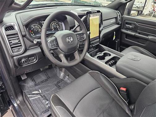 2026 RAM 3500 Laramie Crew Cab 4x4 8' Box