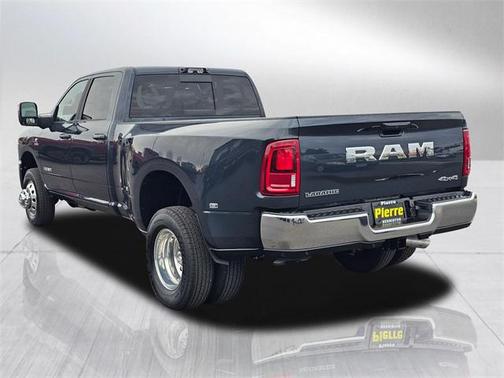 2026 RAM 3500 Laramie Crew Cab 4x4 8' Box