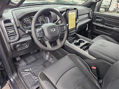 2026 RAM 3500 Laramie Crew Cab 4x4 8' Box