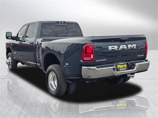 2026 RAM 3500 Laramie Crew Cab 4x4 8' Box