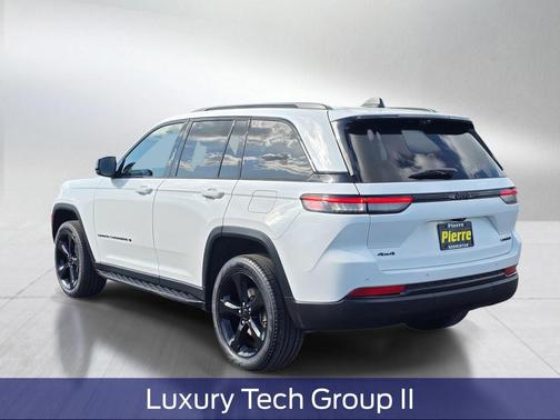Bright White Clearcoat 2024 Jeep Grand Cherokee Limited
