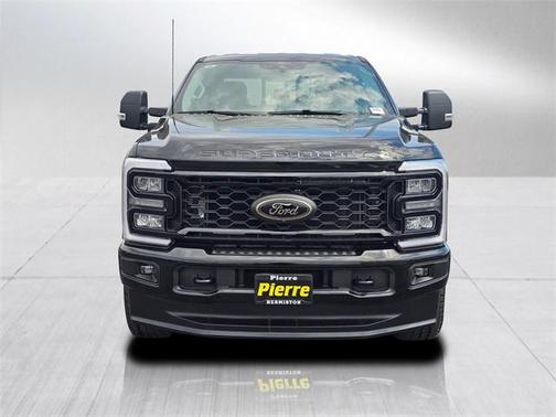 2025 Ford F-350 XLT