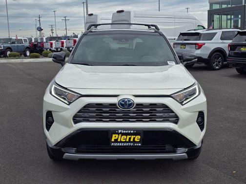 2021 Toyota RAV4 Hybrid SE