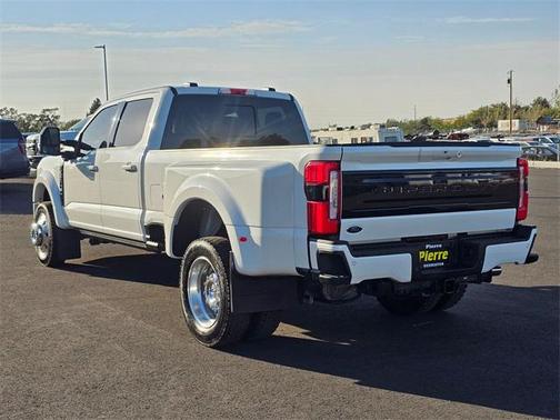 2025 Ford F-450 Platinum