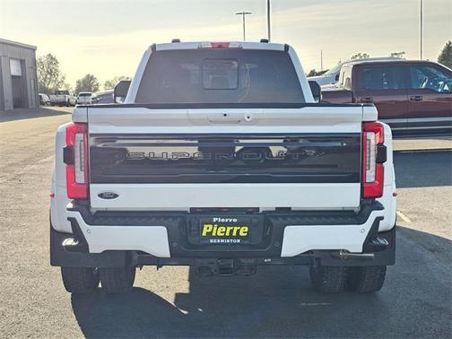 2025 Ford F-450 Platinum