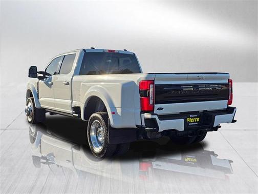 2025 Ford F-450 Platinum