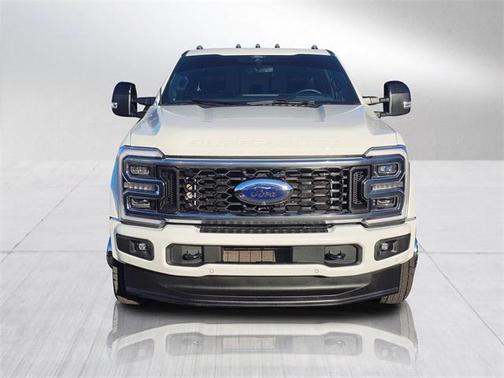 2025 Ford F-450 Platinum