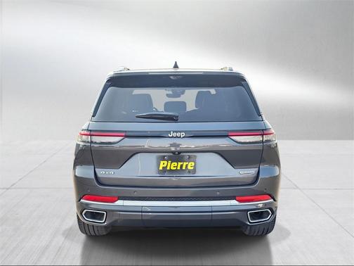 2023 Jeep Grand Cherokee Summit