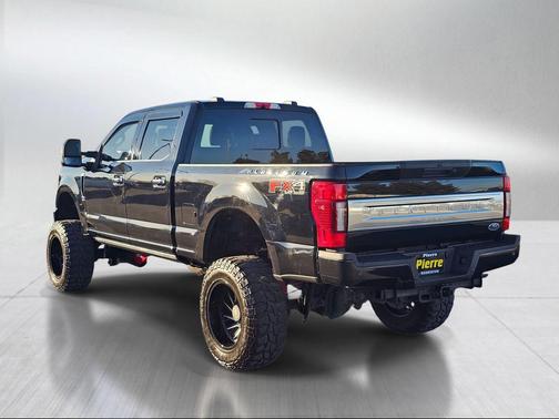 2022 Ford F-350 Platinum