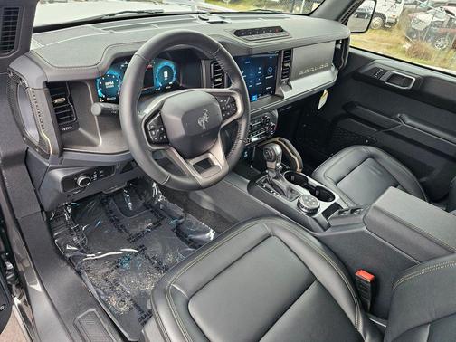 Gray Metallic 2025 Ford Bronco Badlands