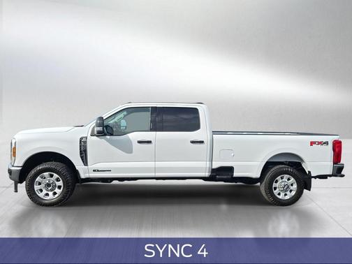 OXFORD WHITE 2024 Ford F-350 XLT