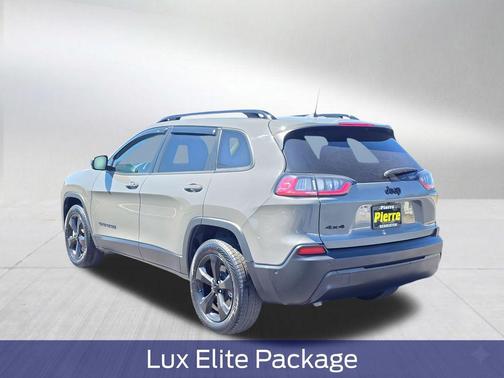 Grey 2023 Jeep Cherokee Altitude
