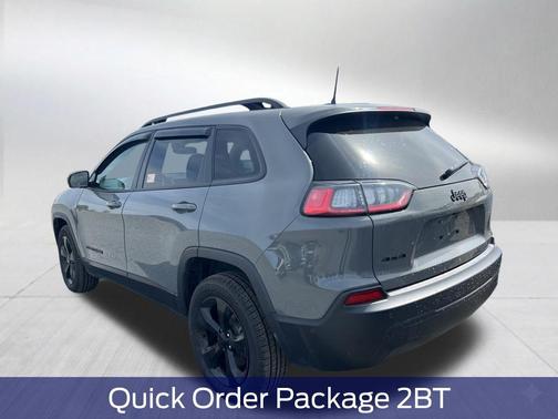 Grey 2023 Jeep Cherokee Altitude
