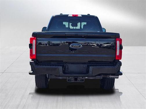 2025 Ford F-350 Lariat