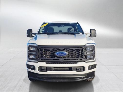 2023 Ford F-350 XLT