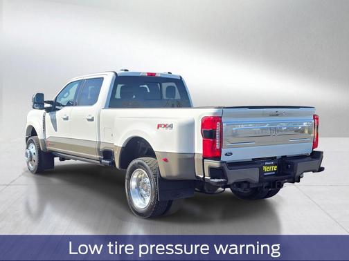 STAR WHITE METALLIC 2026 Ford F-450 King Ranch