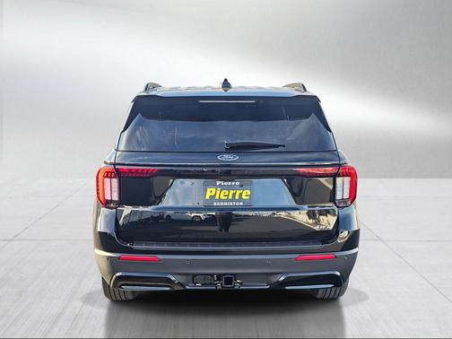 Black Metallic 2026 Ford Explorer ST-Line
