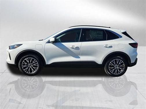 2025 Ford Escape PHEV SE