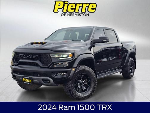 Diamond Black Crystal Pearlcoat 2024 RAM 1500 TRX